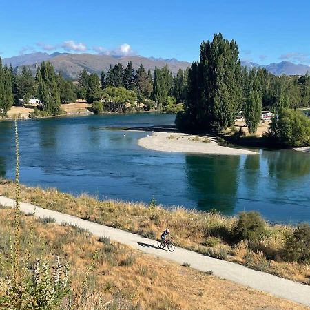 Wanaka Riverside Townhouse Retreat Albert Town Екстер'єр фото