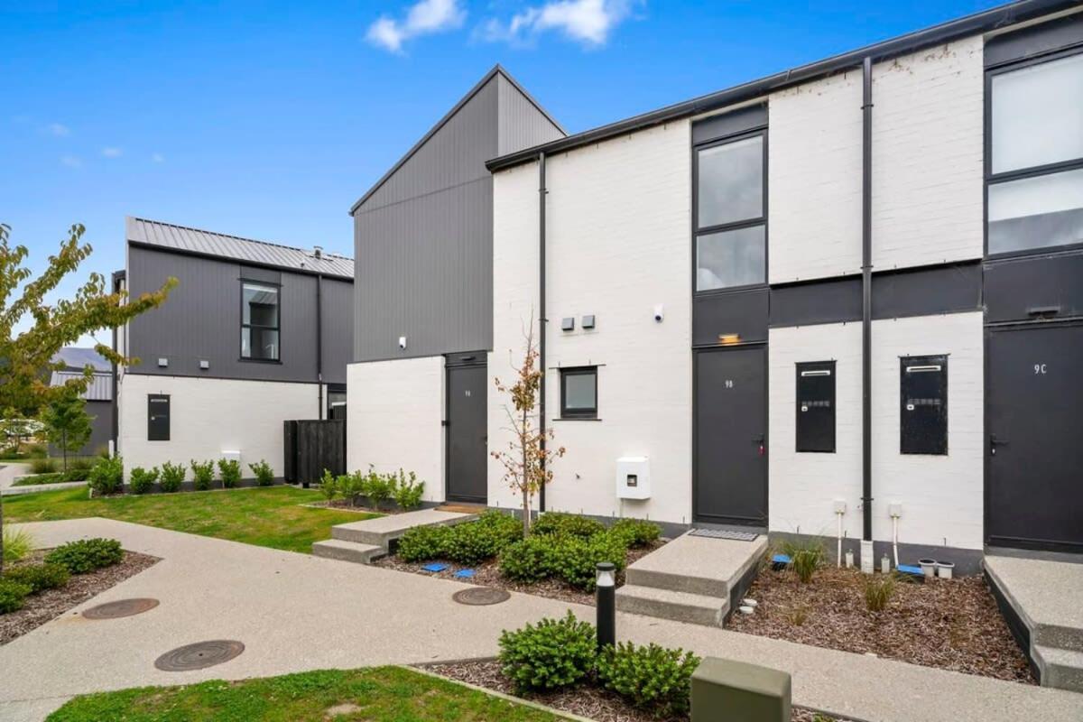 Wanaka Riverside Townhouse Retreat Albert Town Екстер'єр фото