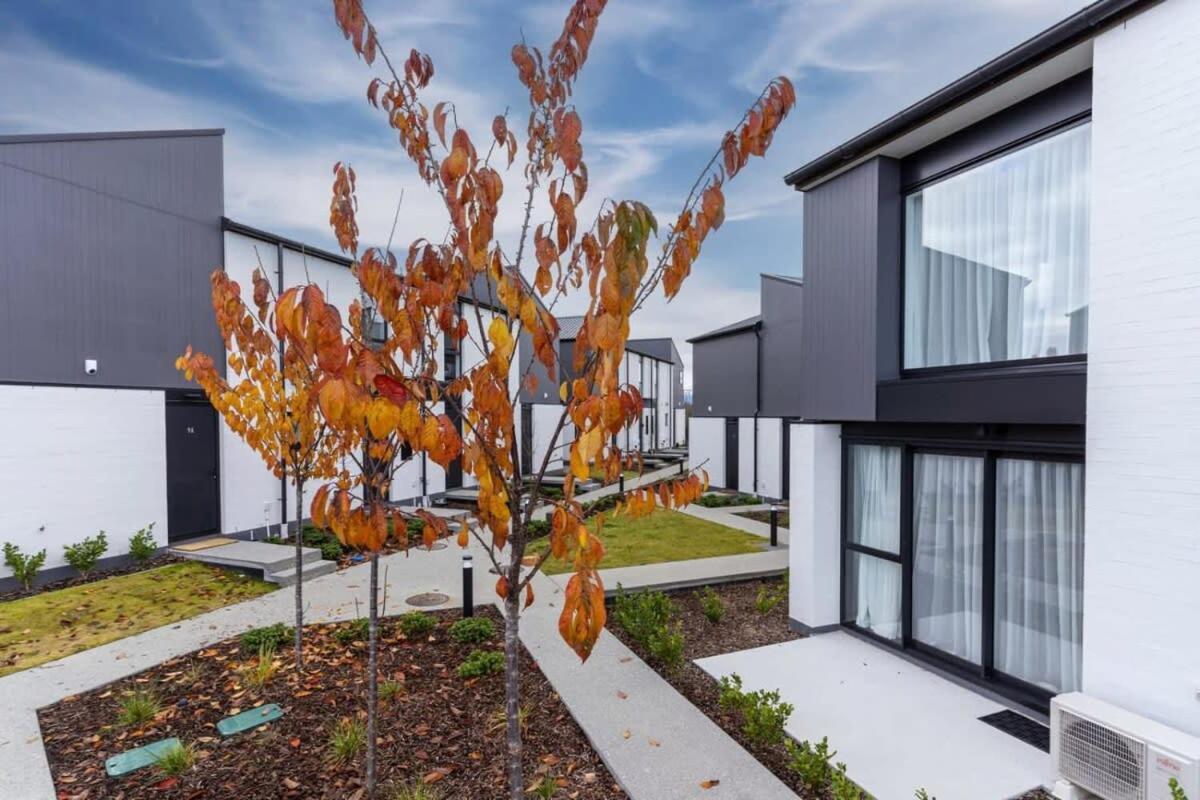Wanaka Riverside Townhouse Retreat Albert Town Екстер'єр фото